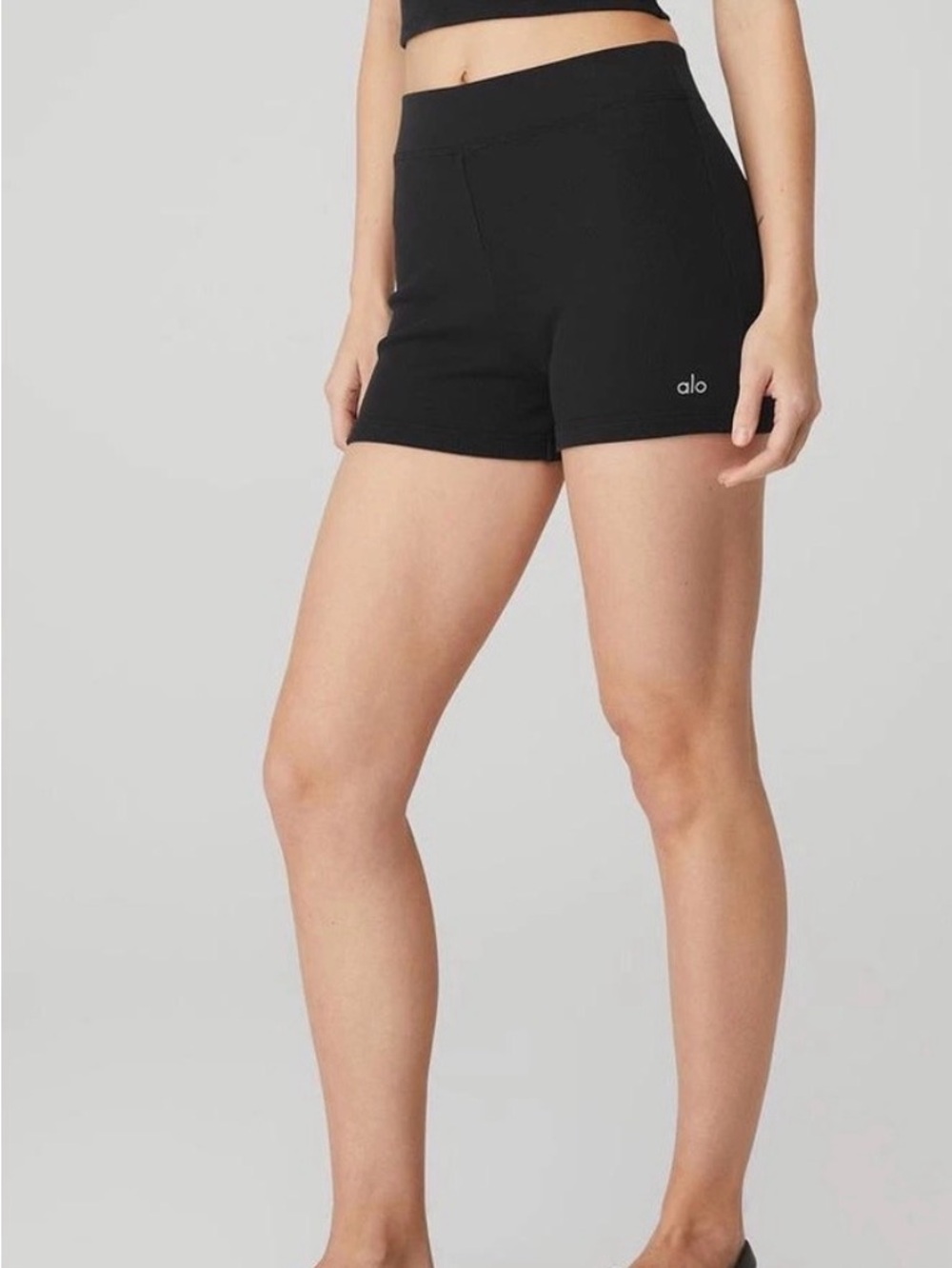 Alo Goddess Ribbed High-Waist Hot Short - Black